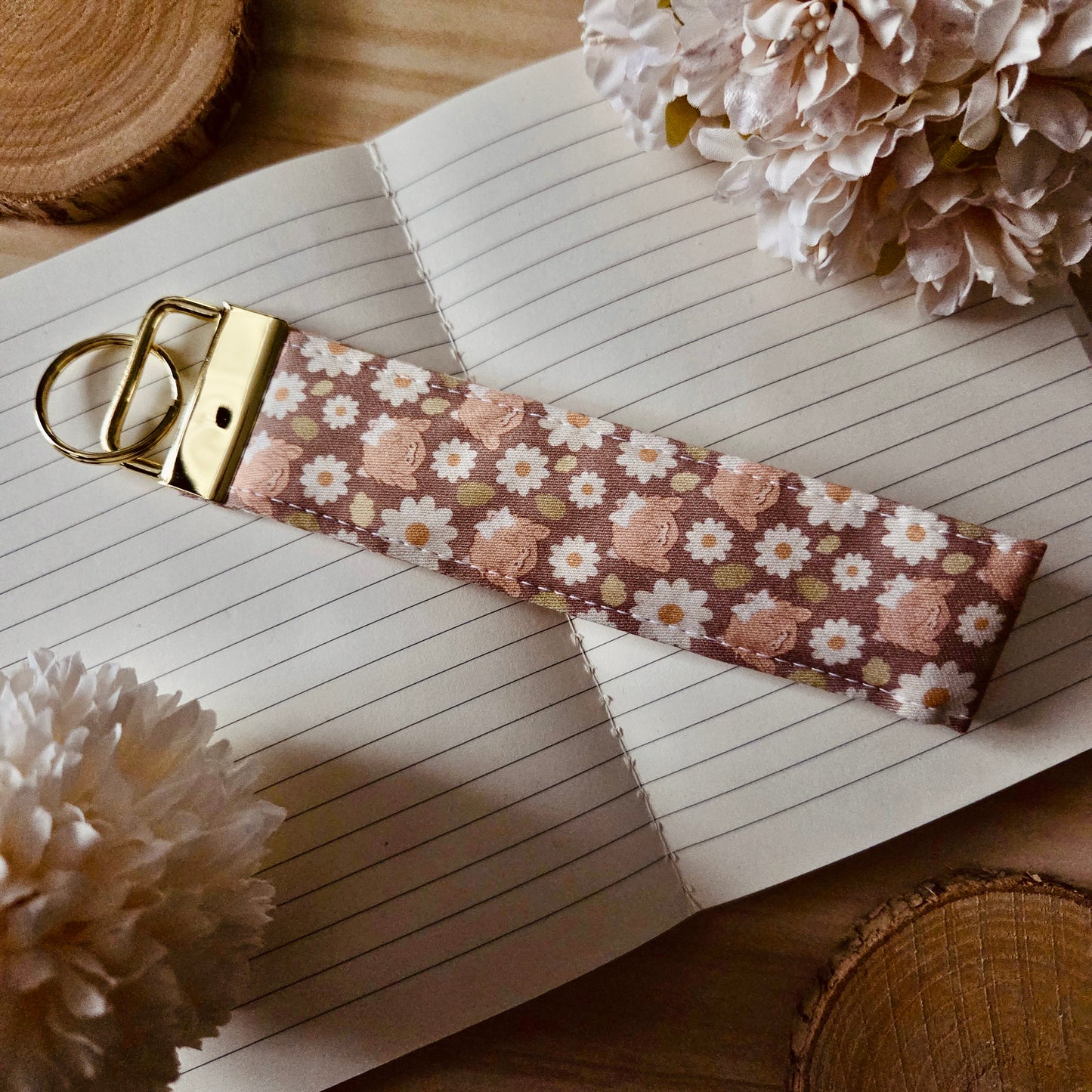 Keychain wristlet - Flourishing Dreams ❘ Daisies