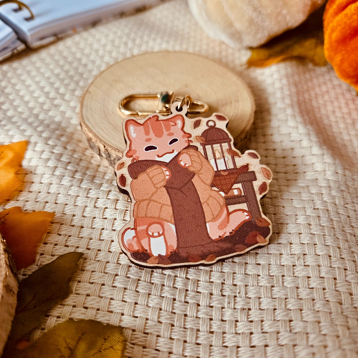 Wooden charm - Sweater weather ❘ Little Flowers