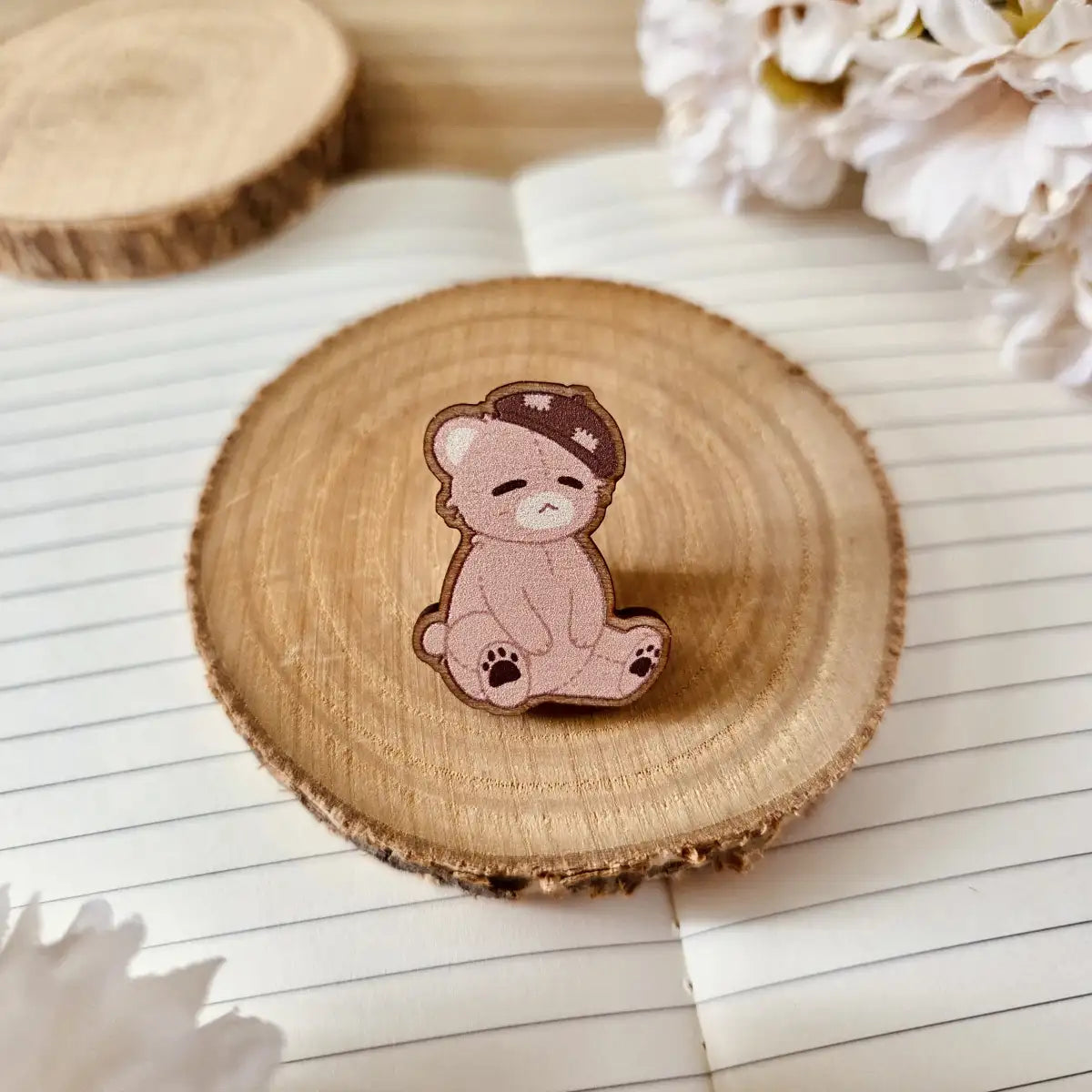 wooden pin - Cuddly Friends