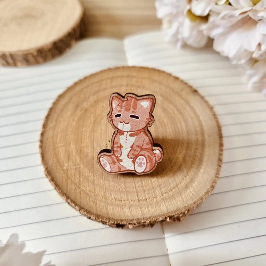 wooden pin - Cuddly Friends