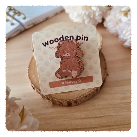 wooden pin - Cuddly Friends I Harvey