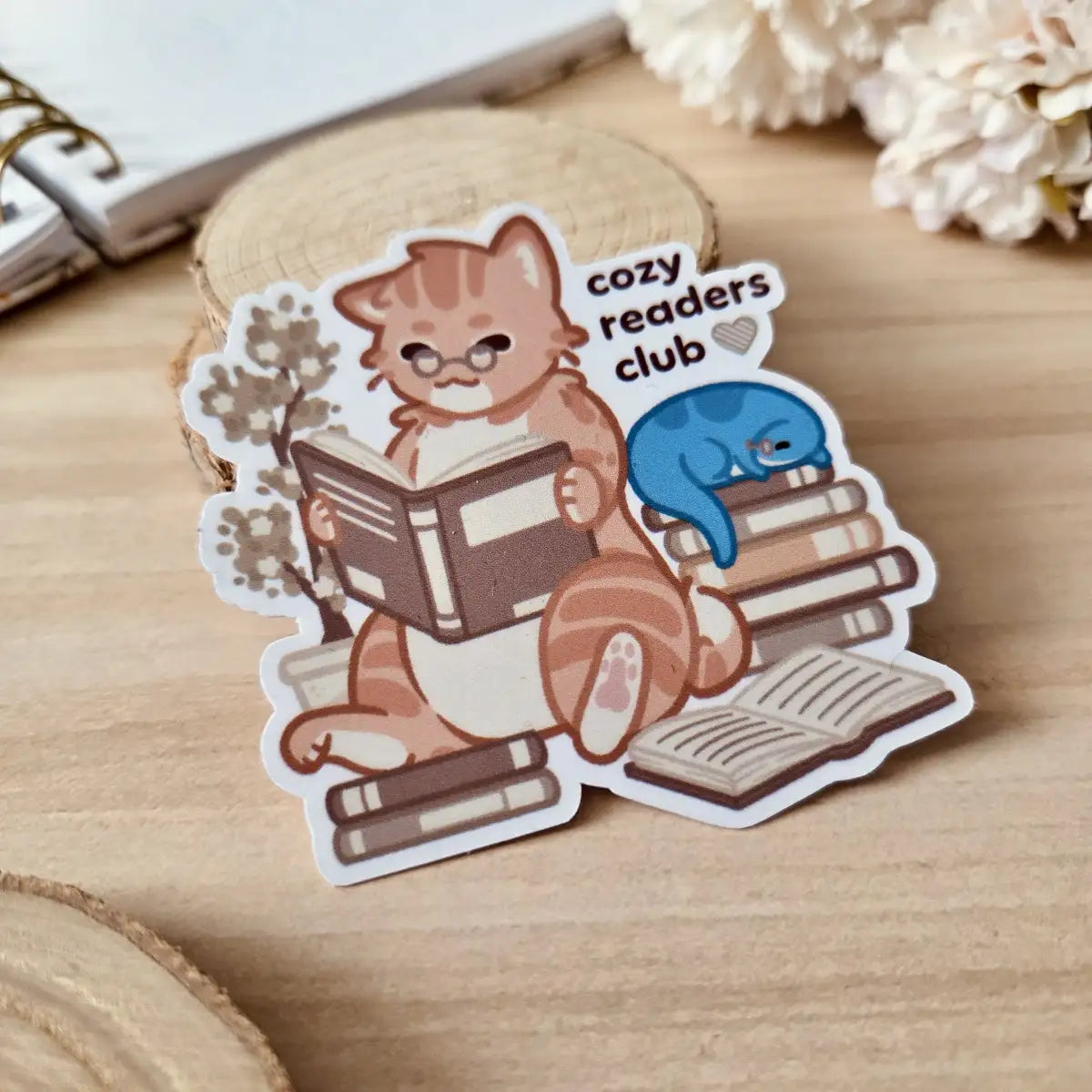 Kiss Cut Sticker - Bookish friends