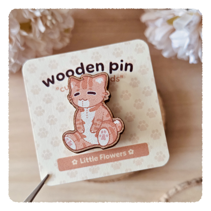 wooden pin - Cuddly Friends I Little Flowers