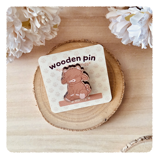 wooden pin - Cuddly Friends I Harvey
