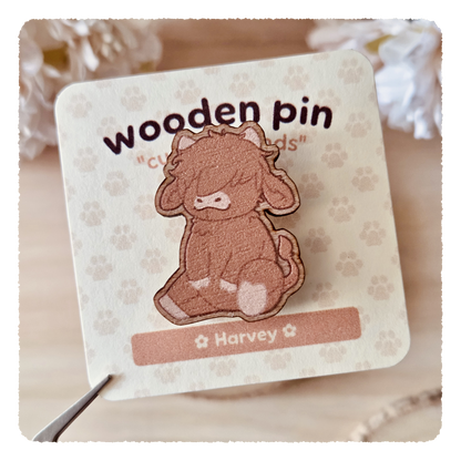 wooden pin - Cuddly Friends I Harvey
